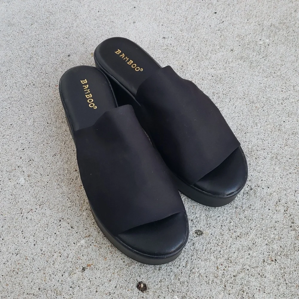 Bamboo Black Knit Stretch Platform Chunky Slip On Sandals Size 8.5 Y2K Grunge